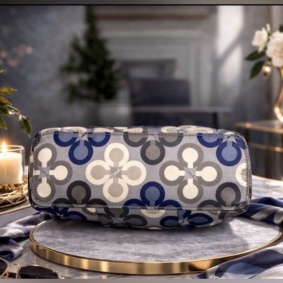 Coach Blue and Gray Opt Art Shoulder Bag - Picture 3 of 7